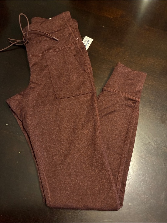 Old Navy Pants - Old Navy Women's Maroon Legging Joggers